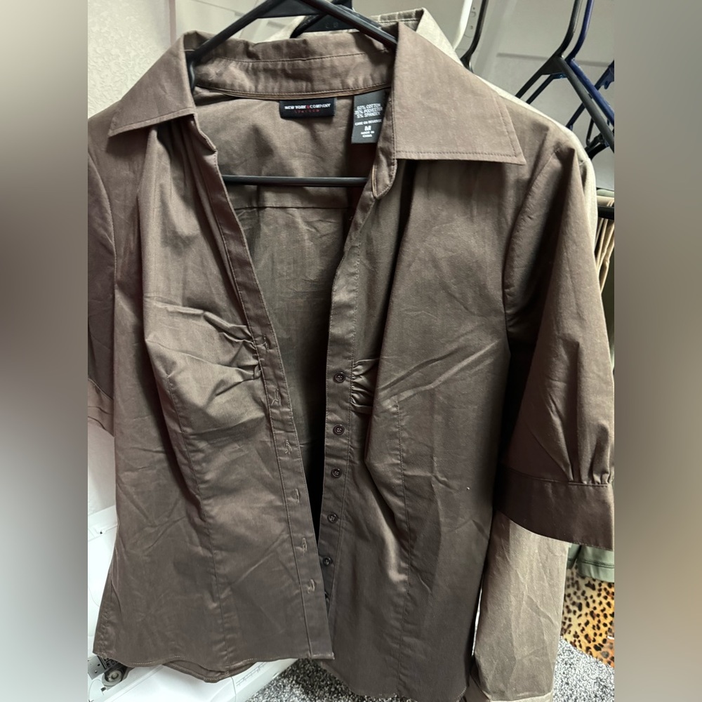New York and Company women’s dress shirt